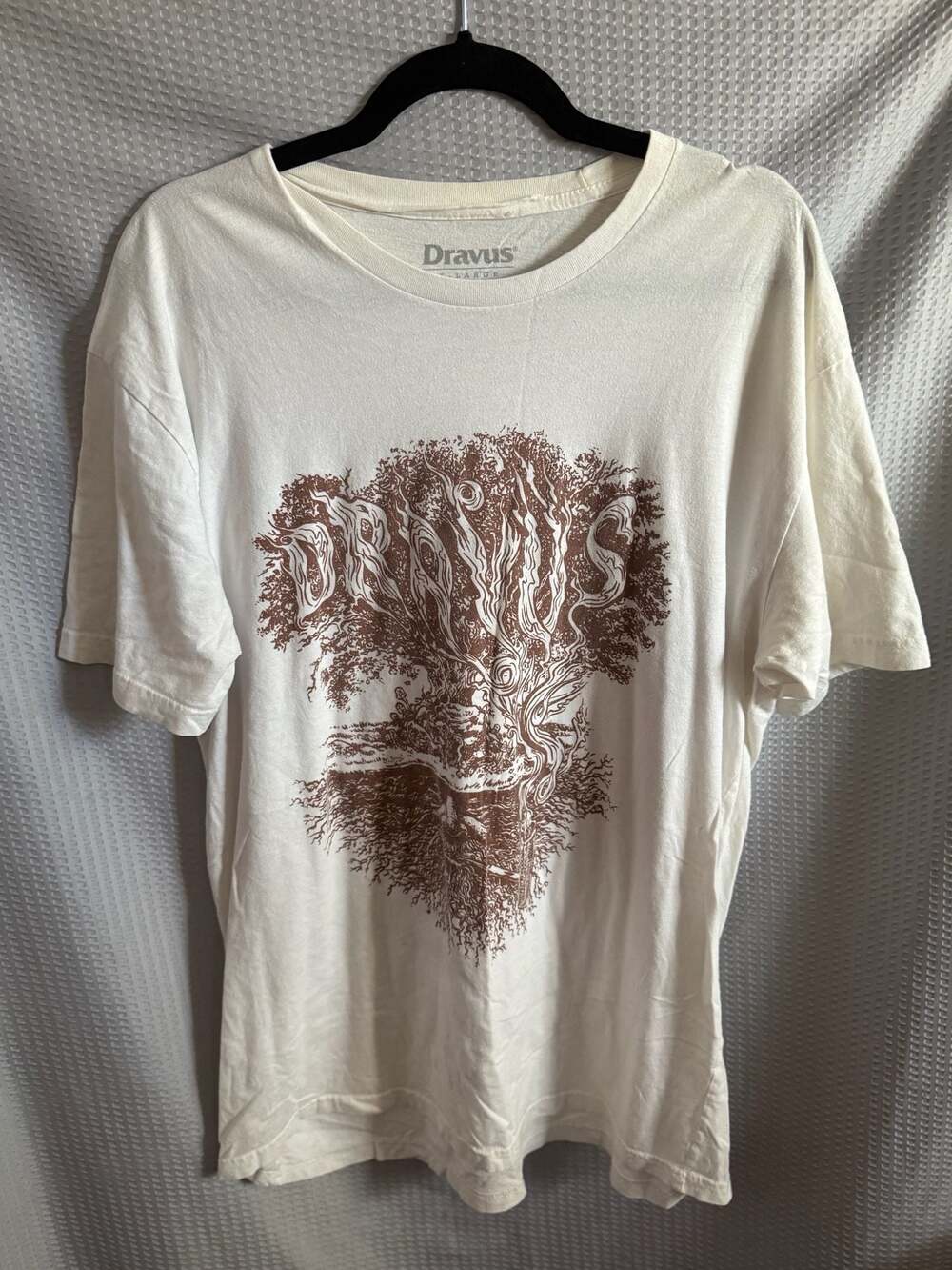 Dravus Men's Tree Roots Tree Logo Graphic T-Shirt White Size XL